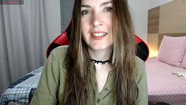 Snapshot of Naughty_Annn chatting on June 19, 3:34 am Naughty Annn online show from June 19, 3:34 am