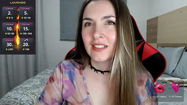 Snapshot of Naughty_Annn chatting on March 2, 2:45 am Naughty Annn online show from March 2, 2:45 am