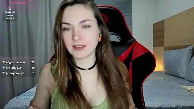Snapshot of Naughty_Annn chatting on July 6, 2:40 am Naughty Annn online show from July 6, 2:40 am