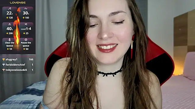 Snapshot of Naughty_Annn chatting on June 27, 2:06 am Naughty Annn online show from June 27, 2:06 am