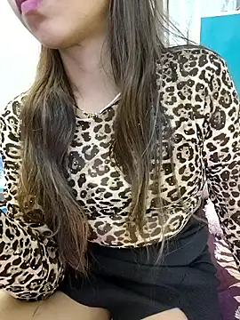 sexy-mohini online show from May 3, 3:04 pm