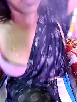 Snapshot of sexy-mohini chatting on October 10, 7:58 pm sexy-mohini online show from October 10, 7:58 pm