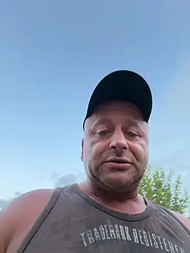 pojgyggggh online show from July 4, 7:18 pm