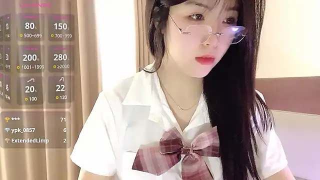 NickiBloom online show from March 23, 5:43 am
