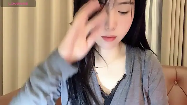 NickiBloom online show from February 8, 12:28 pm