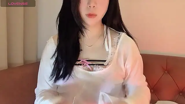 NickiBloom online show from January 4, 3:40 am