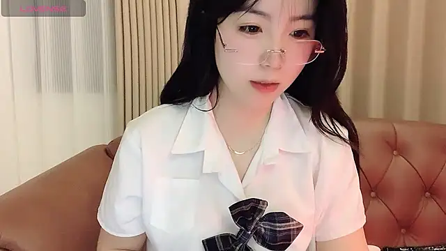 NickiBloom online show from February 27, 2:21 pm
