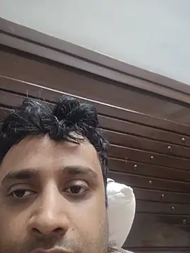 Snapshot of shree7776trrr chatting on July 10, 2:39 pm shree7776trrr online show from July 10, 2:39 pm