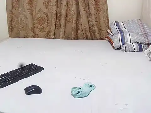 slender sweet online show from November 22, 3:22 pm