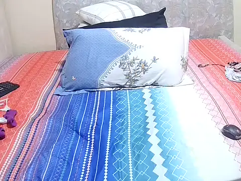 slender sweet online show from March 13, 9:36 am