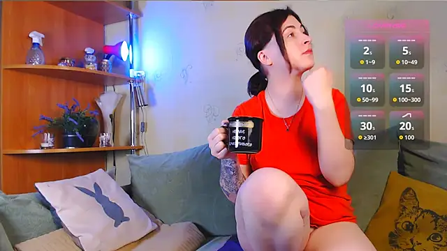 Caroline1995 online show from December 2, 7:10 am