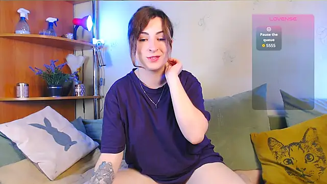 Caroline1995 online show from October 21, 6:46 am