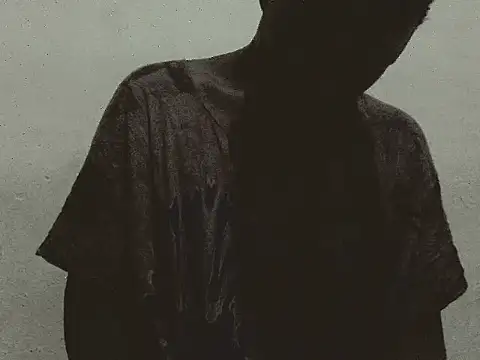 Prety petty online show from March 9, 10:30 am