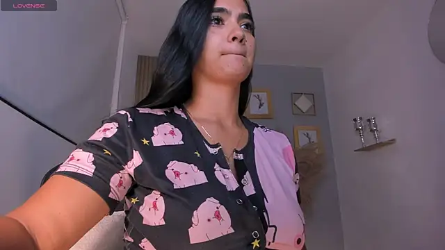 NatyFerrer  online show from May 15, 3:37 am