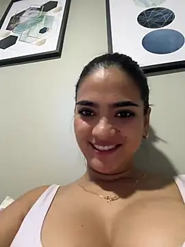 Snapshot of NatyFerrer_ chatting on July 4, 11:20 pm NatyFerrer online show from July 4, 11:20 pm