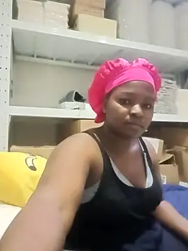 Snapshot of Yours_faithfully1 chatting on November 5, 9:45 am Yours faithfully1 online show from November 5, 9:45 am