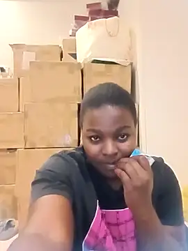 Snapshot of Yours_faithfully1 chatting on February 13, 1:00 pm Yours faithfully1 online show from February 13, 1:00 pm