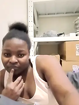 Snapshot of Yours_faithfully1 chatting on November 10, 3:06 pm Yours faithfully1 online show from November 10, 3:06 pm