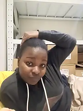 Snapshot of Yours_faithfully1 chatting on November 26, 10:04 am Yours faithfully1 online show from November 26, 10:04 am