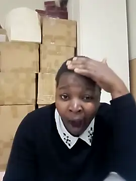 Snapshot of Yours_faithfully1 chatting on February 2, 1:21 pm Yours faithfully1 online show from February 2, 1:21 pm