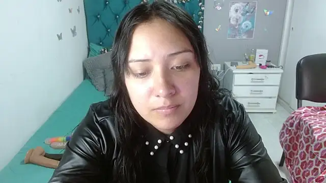 wandafuckass online show from October 6, 6:30 pm