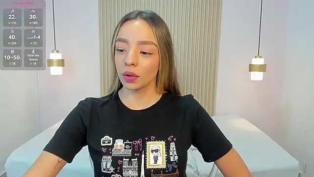 Snapshot of AliceRoss0 chatting on February 15, 12:22 am AliceRoss0 online show from February 15, 12:22 am