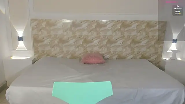 AliceRoss0 online show from November 6, 11:53 pm