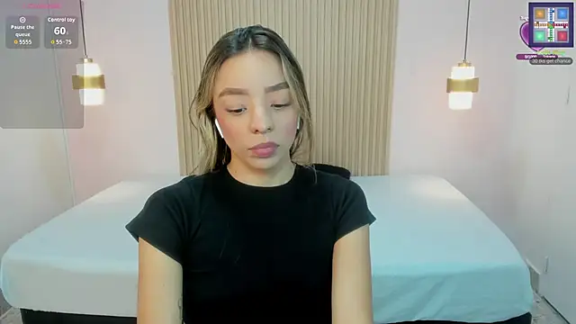 Snapshot of AliceRoss0 chatting on February 24, 9:26 pm AliceRoss0 online show from February 24, 9:26 pm