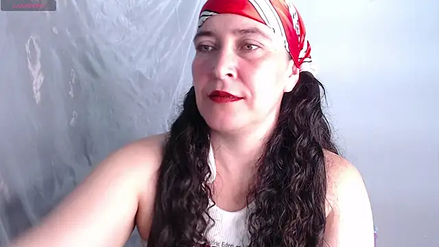 Snapshot of carla_slut_outlimits chatting on May 19, 11:17 am carla slut outlimits online show from May 19, 11:17 am