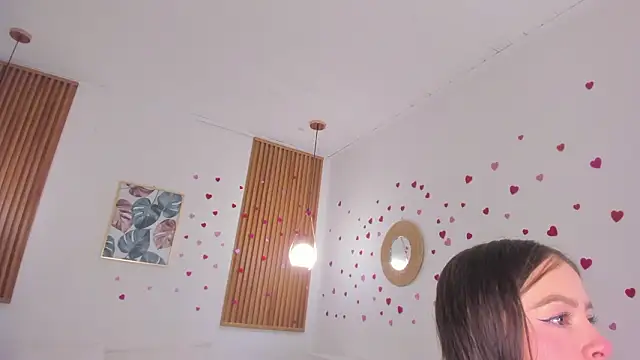 TiffanyWright online show from March 19, 1:22 pm