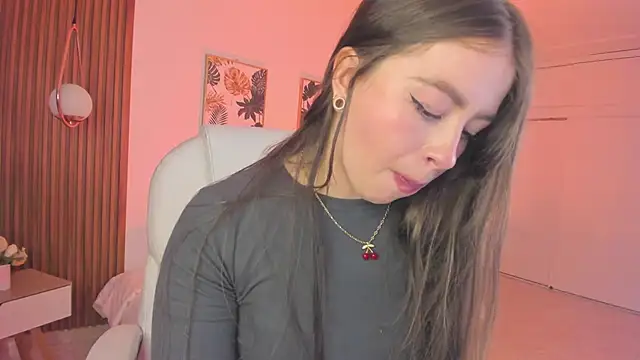 TiffanyWright online show from September 12, 1:22 pm