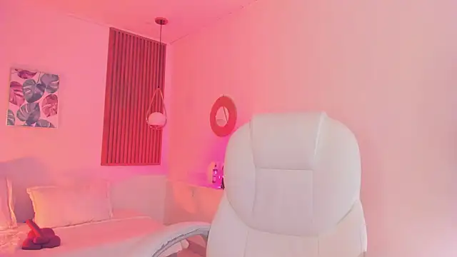 TiffanyWright online show from October 27, 11:11 am