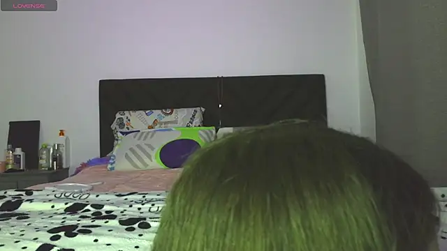 TiffanyWright online show from May 19, 2:29 am