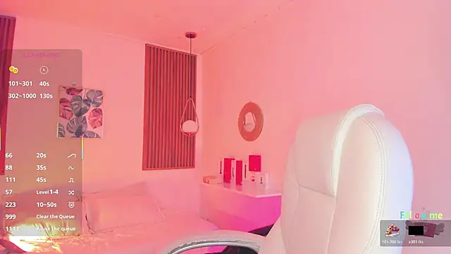 TiffanyWright online show from November 7, 11:37 am