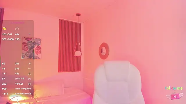 TiffanyWright online show from November 29, 10:48 am