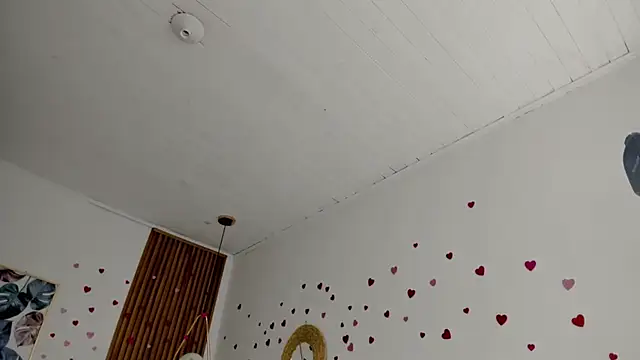 TiffanyWright online show from April 11, 2:41 am