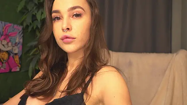 Snapshot of tati__20 chatting on March 15, 8:54 pm tati 20 online show from March 15, 8:54 pm