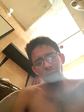 VL25DN26 online show from November 16, 9:41 pm