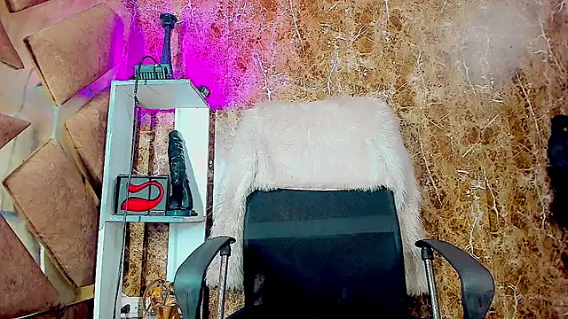 dirtycock2002 online show from October 8, 7:10 am