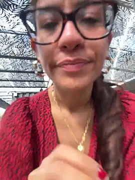 ValeriEvan online show from February 26, 8:20 pm