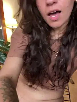 Snapshot of ValeriEvan chatting on March 10, 9:07 pm ValeriEvan online show from March 10, 9:07 pm