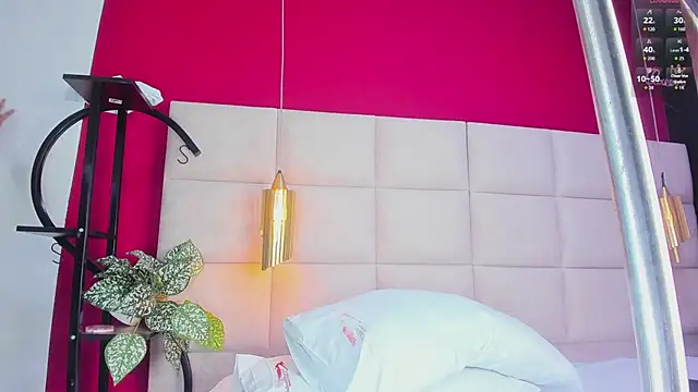 Amberluy online show from February 11, 7:36 pm