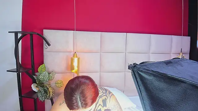 Amberluy online show from March 27, 7:59 pm