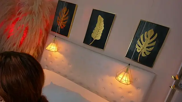 Amberluy online show from January 10, 5:08 pm