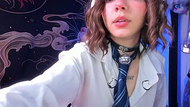 Alicedangerrr online show from April 9, 12:34 am