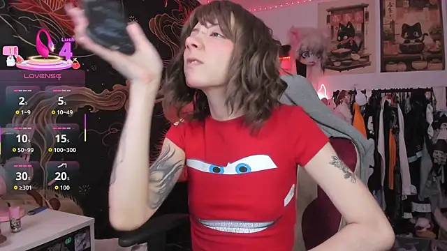 Alicedangerrr online show from April 5, 12:17 am
