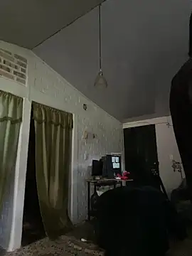 Snapshot of FlpGmz chatting on October 19, 5:48 pm FlpGmz online show from October 19, 5:48 pm