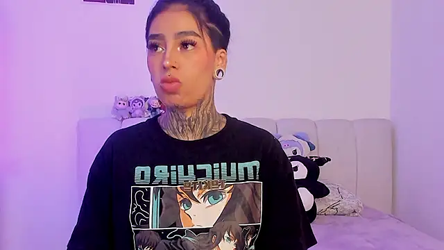 shadowcatt  online show from February 24, 8:21 pm