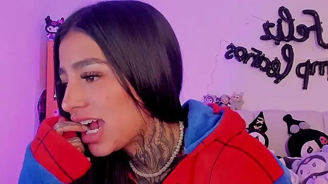 shadowcatt  online show from January 11, 12:50 am