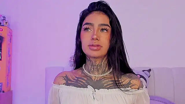 Snapshot of shadowcatt_ chatting on November 28, 8:42 pm shadowcatt online show from November 28, 8:42 pm